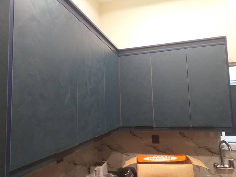 carpenter available 3
