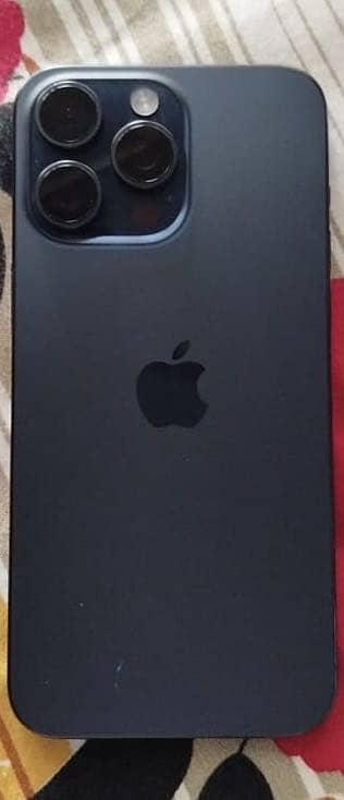 15 Pro Max 256 gb total genuine