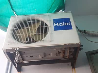 Haier 1.5 Ton ( Non Inverter ) , Super Condition