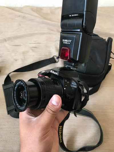 Nikon DSLR D3300 with External Flash only 27k for Complete set