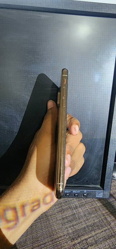 Apple iPhone XS