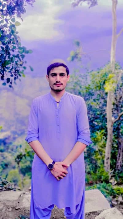 mujay Kam zarurat ha buhat ziyada mara father mazur ha