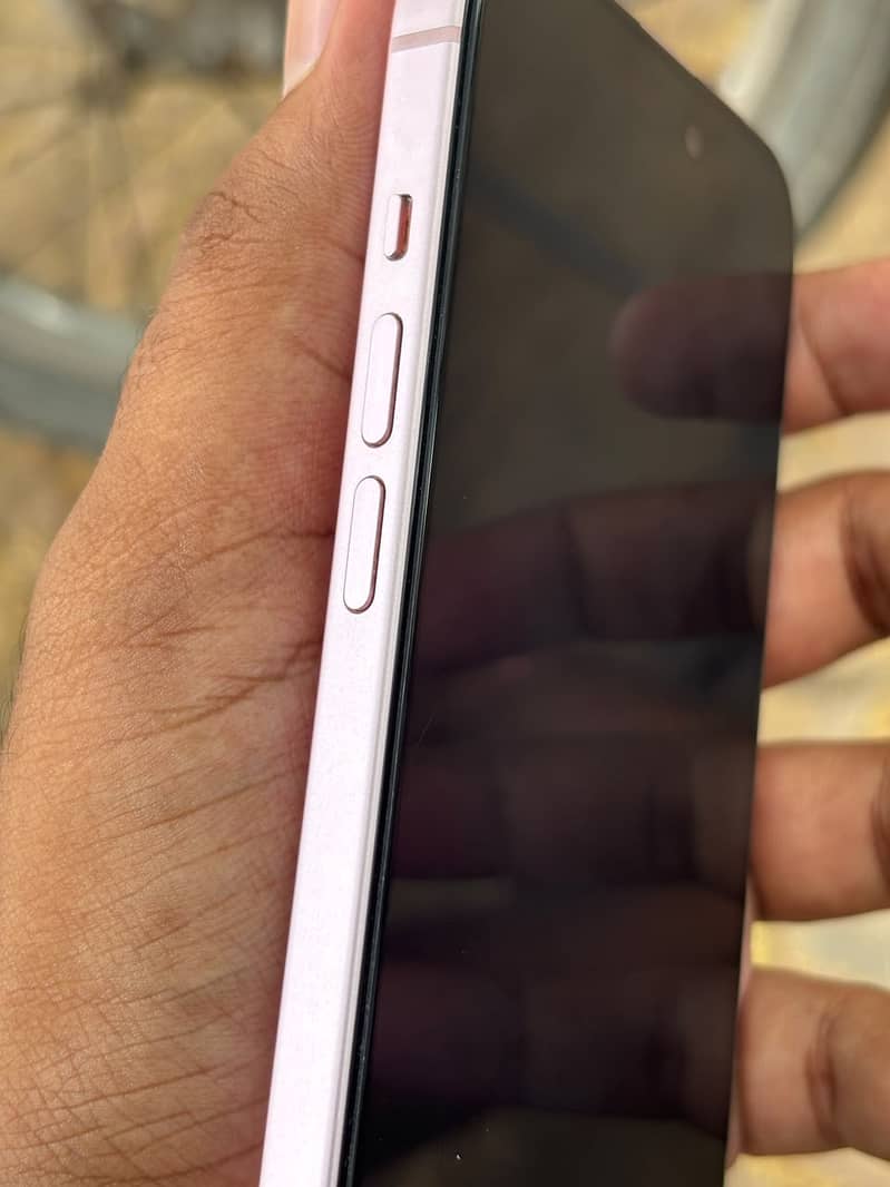 Apple iPhone 15 1