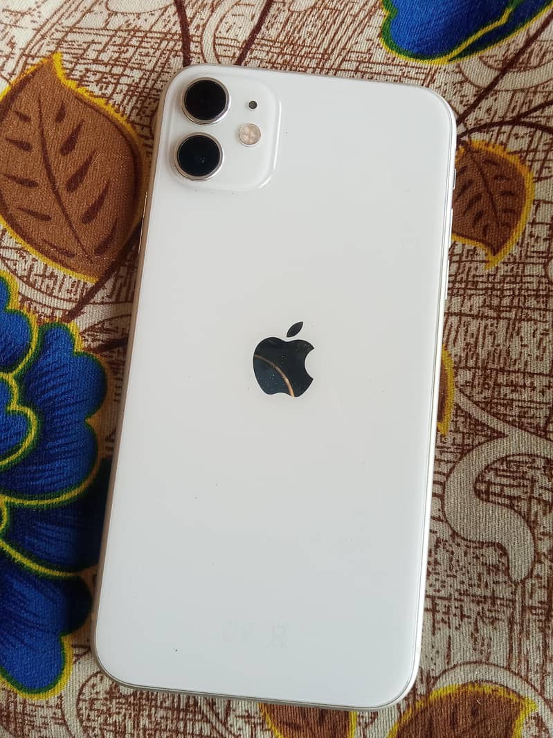 Apple iPhone 11 0