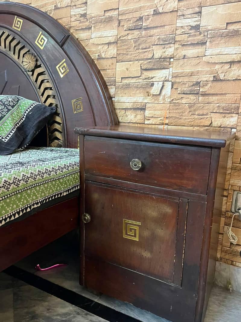 solid wood bed set 2
