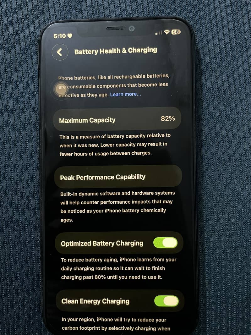 Apple iPhone 11 Pro 4