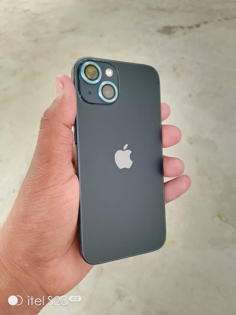 Apple iPhone 13 3