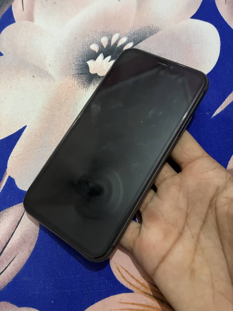 Apple iPhone 11 6