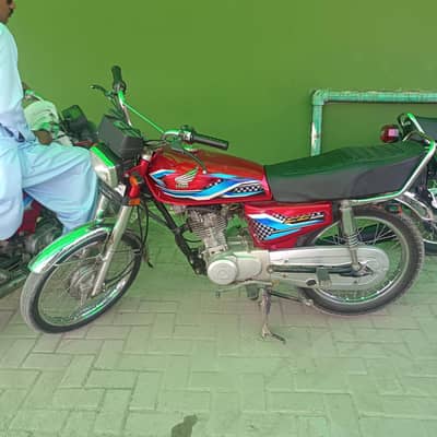 Honda 125 Model 2013 All Ok bike