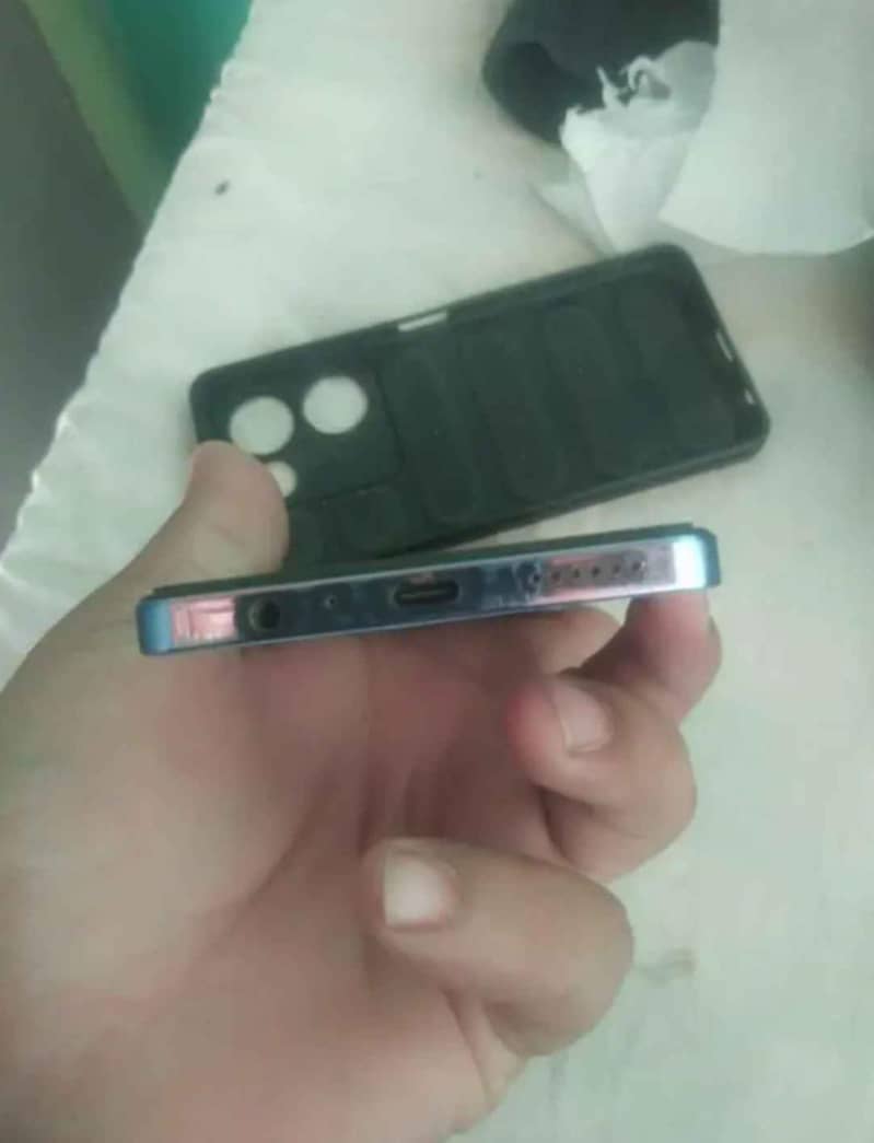 Tecno CAMON 20 Pro 4