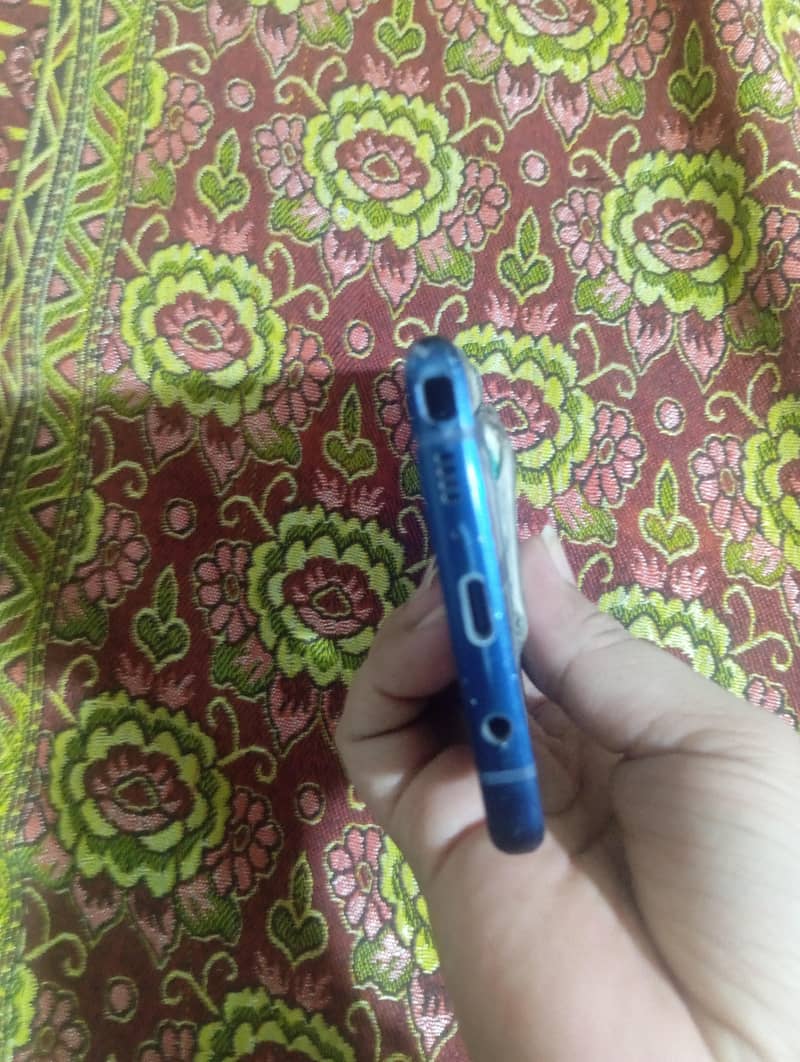 Samsung Mobile Note 9 7