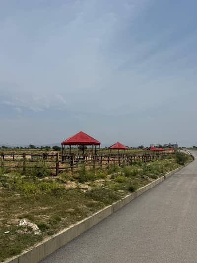 8 Marla (30x60) Proper Corner, Residential Possession Able Plot Available For Sale In The Supreme Court Employees Co-Operative Housing Society (SCECHS) G-17/1, Islamabad