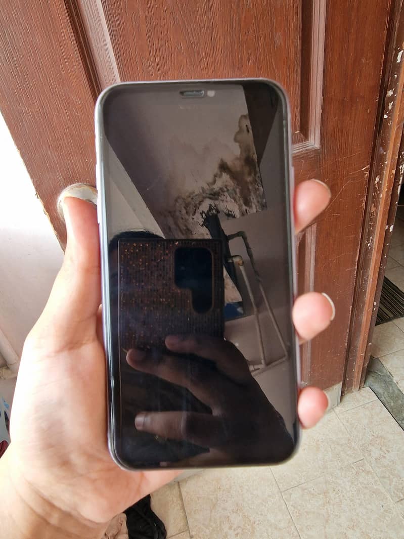 Apple iPhone 11 6