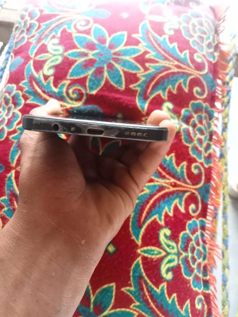 Realme C53 5