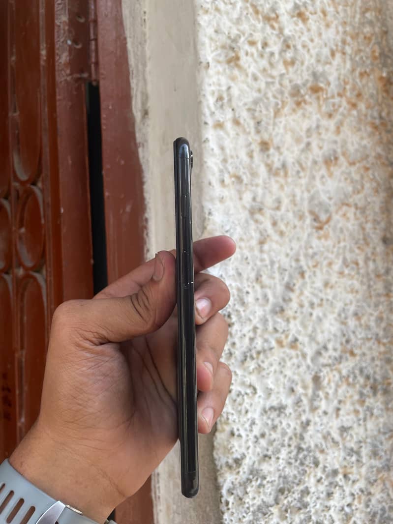 Apple iPhone 7 Plus 2