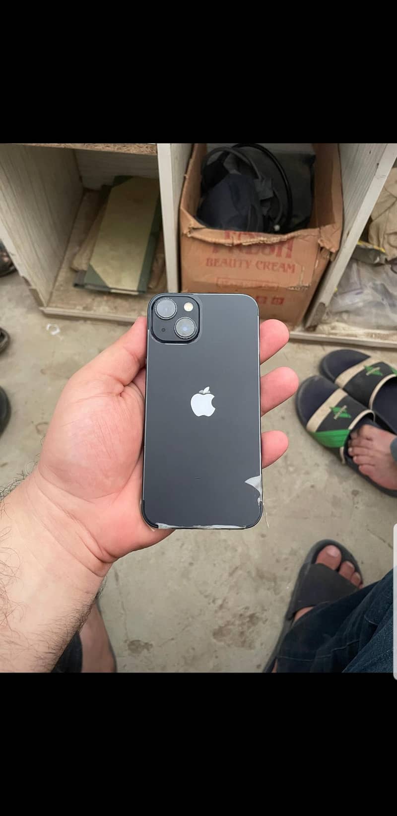 Apple iPhone 13 0