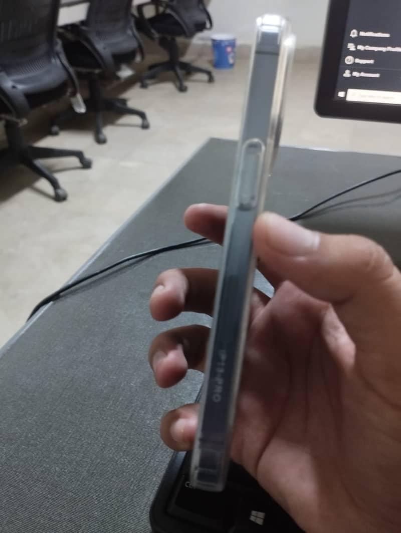 iPhone 13-Pro 3