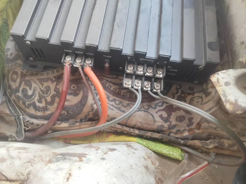 amplifier 0