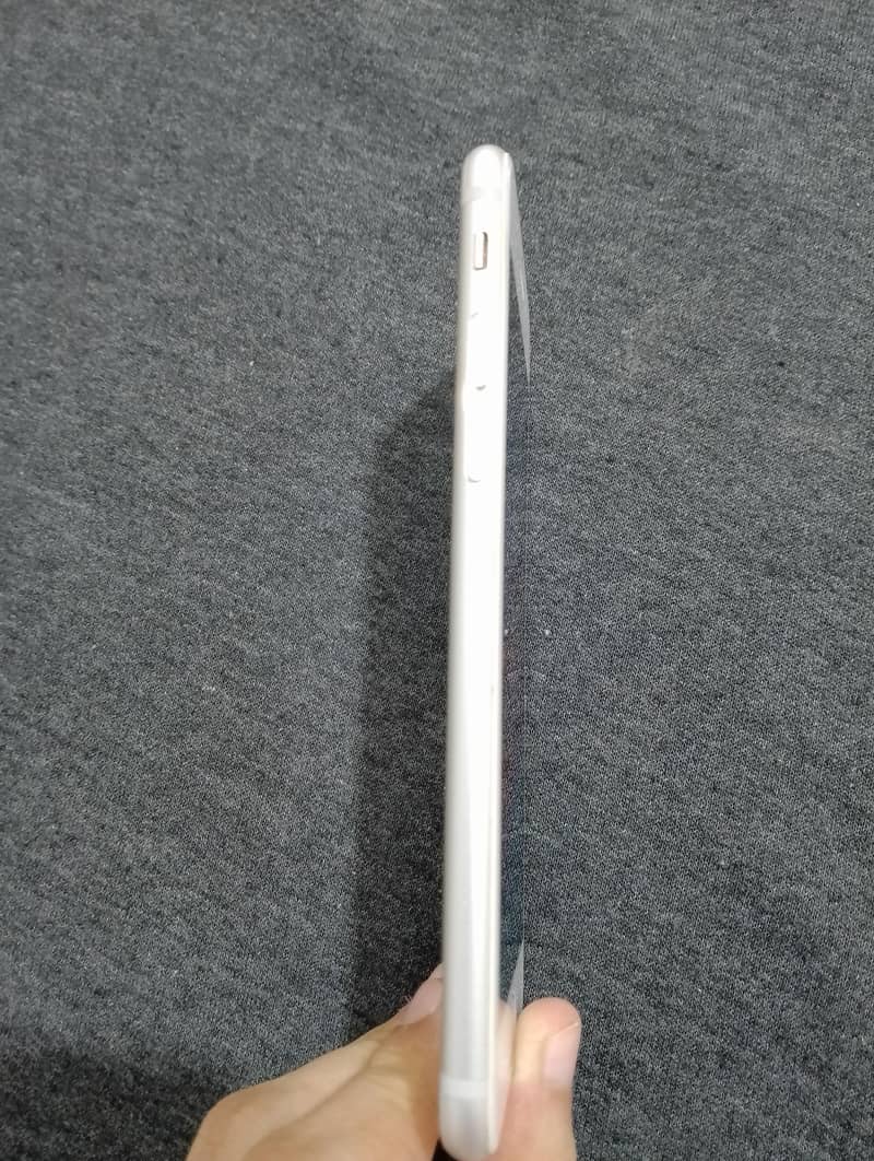 Apple iPhone 6 2