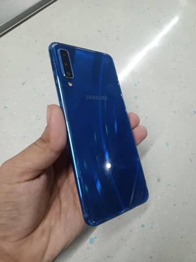 Samsung A7_4/128 with box All ok