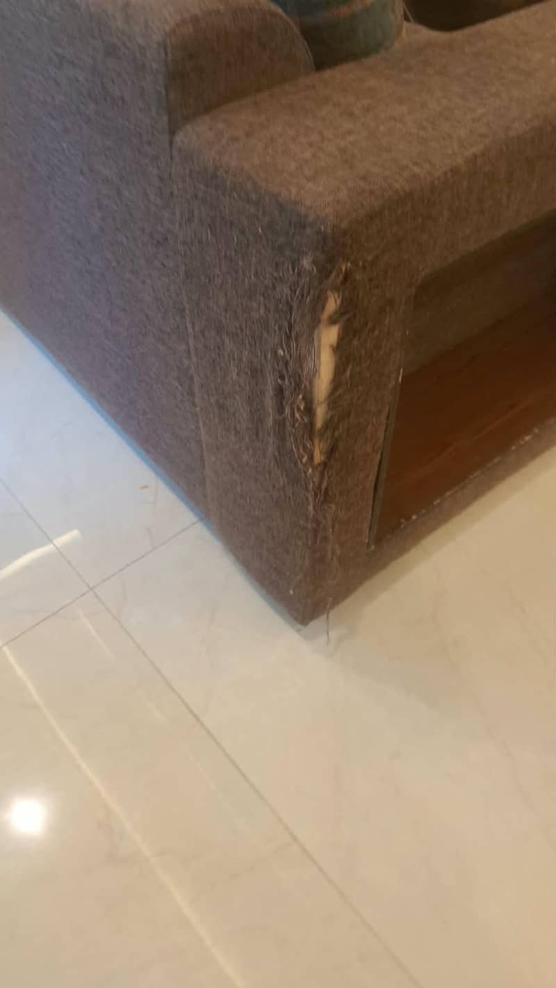 L shape sofa in good condition 1