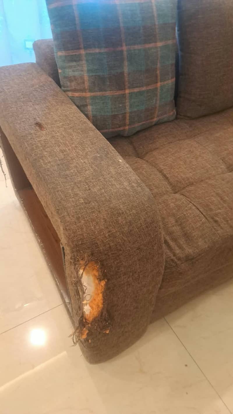 L shape sofa in good condition 2