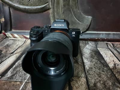 Sony A7II (A72) Full Frame camera Body + Sony 28-70mm OSS Lens