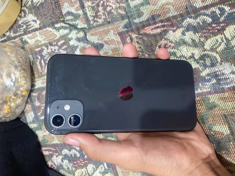 Apple iPhone 11 9