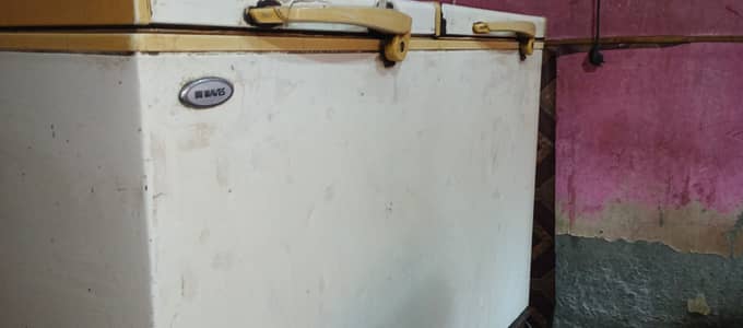 Waves Deep Freezer for Sale | Original Compressor | Excellent Cooling