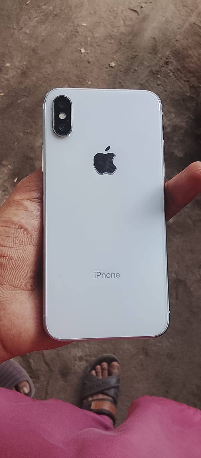 Apple iPhone X 4