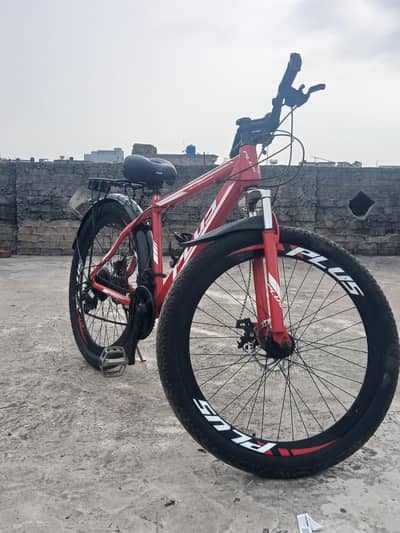 Imported Plus Mountain Bicycle with 10 gears, looks new like