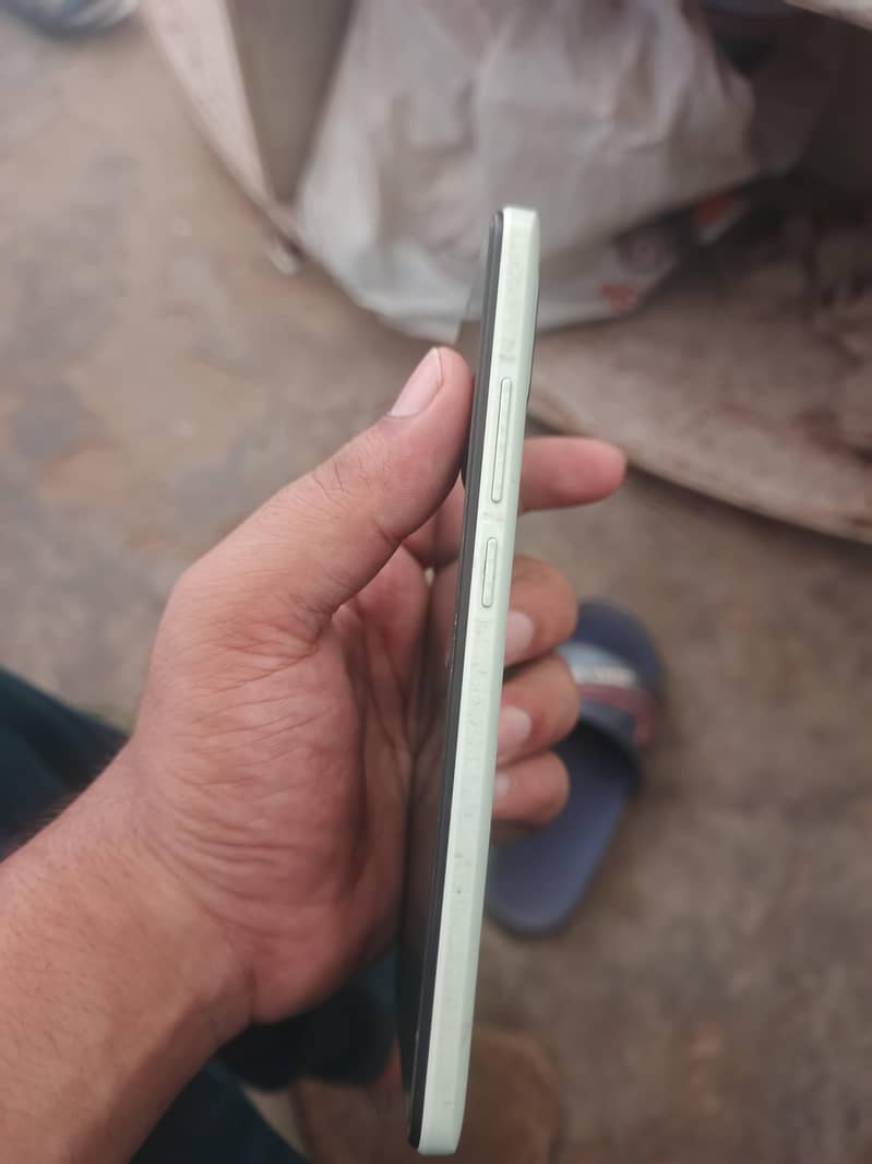 Xiaomi Redmi A2 Plus 3