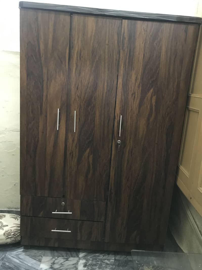 Wardrobe 0