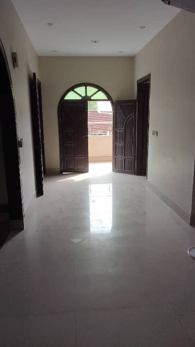 Gulshan Vip Block-13 Just New Second Floor 350 Yard With Roof 3 Master Beds Attached Tilled Bath
