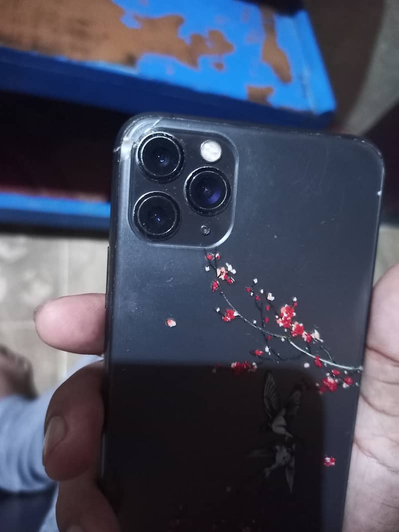 Apple iPhone 11 Pro Max 1