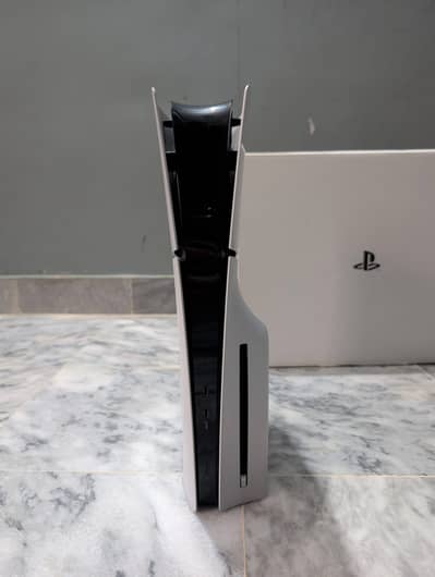 PS5 Slim Disc 1TB With Box