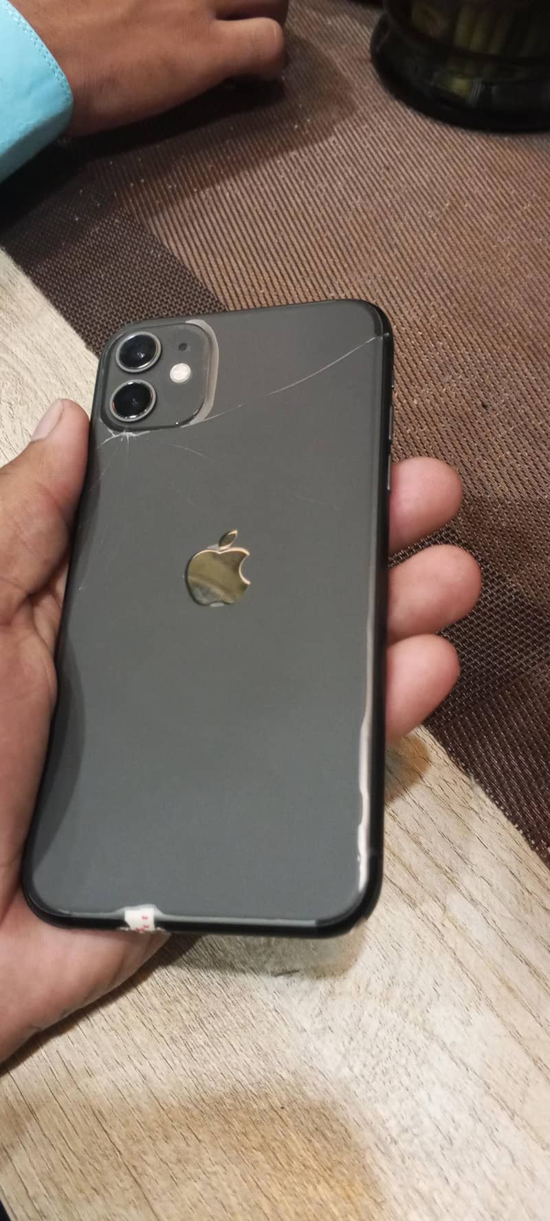 Apple iPhone 11 4