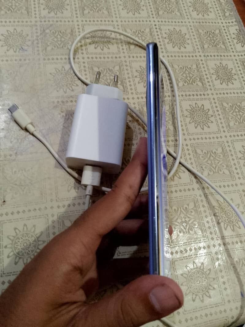 Tecno CAMON 30S 8+8 ram 256 memory  curved display with box charger 11