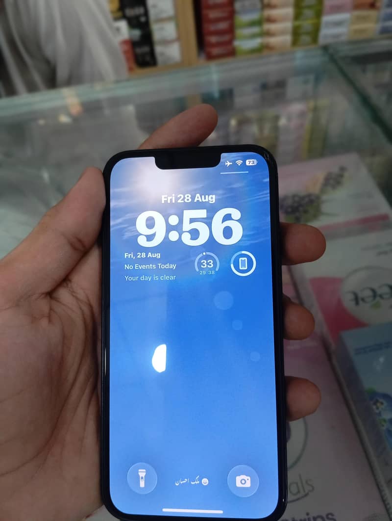 Apple iPhone 13 2