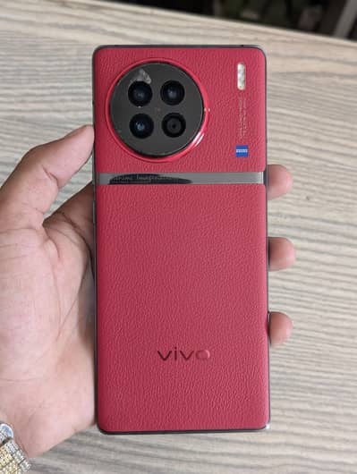 Vivo X90s