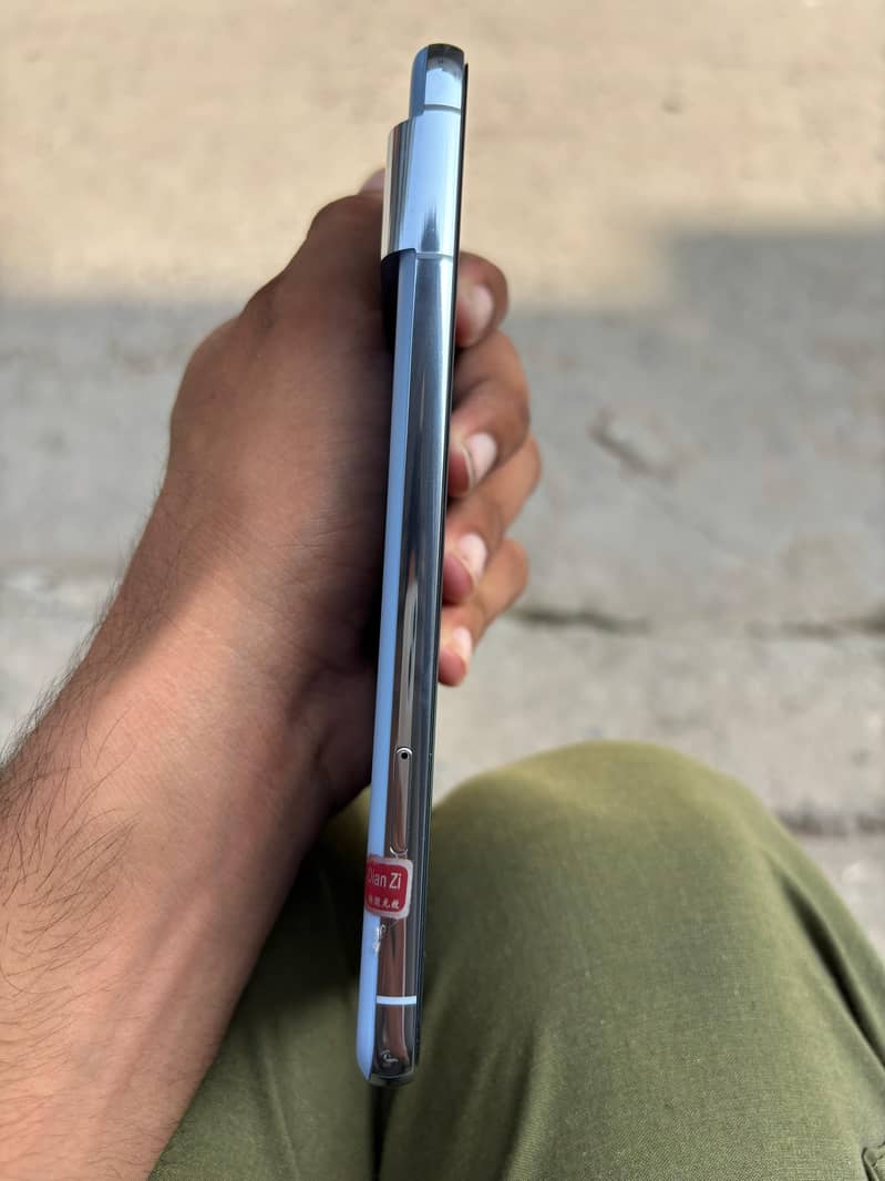 Google Pixel 8 Pro 2