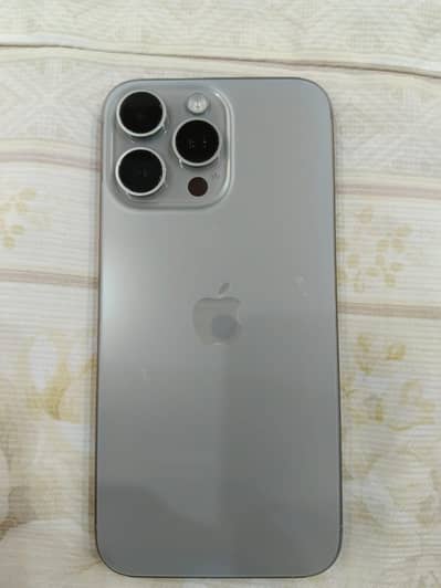 Apple iPhone 15 Pro Max