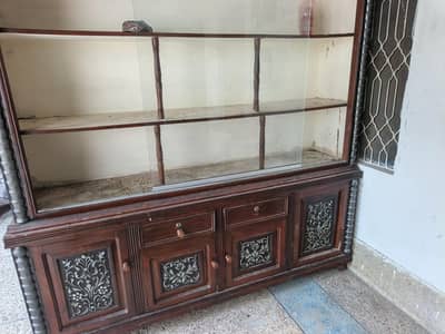 showcase almost new