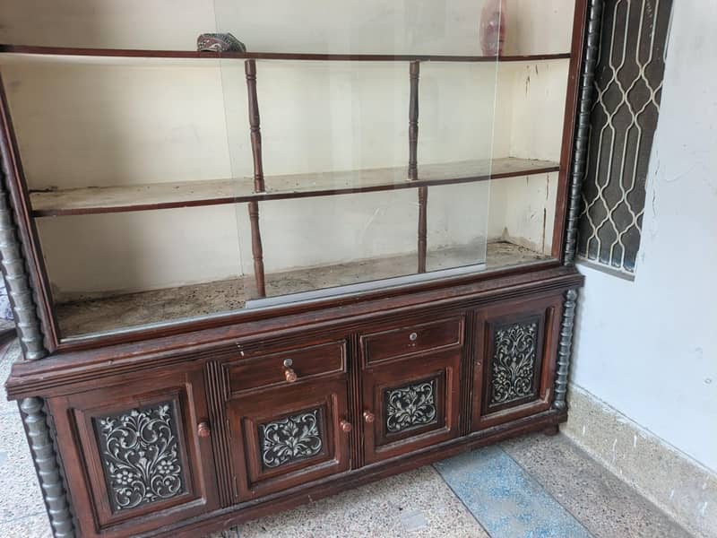 showcase almost new 0