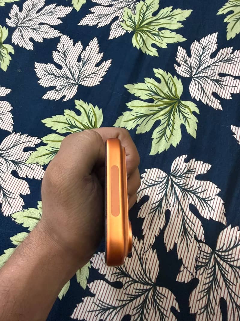 Apple iPhone 17 Pro 2