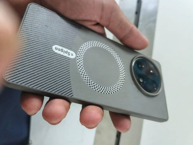 Tecno CAMON 30S 4