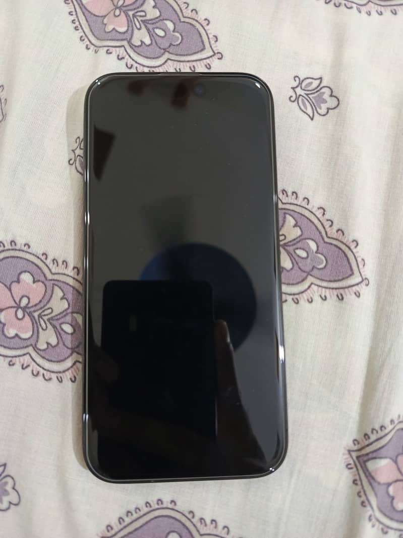 Apple iPhone 15 Pro 1