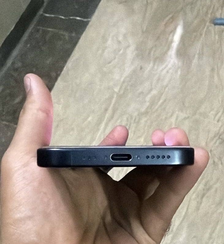 Apple iPhone 15 Pro 5