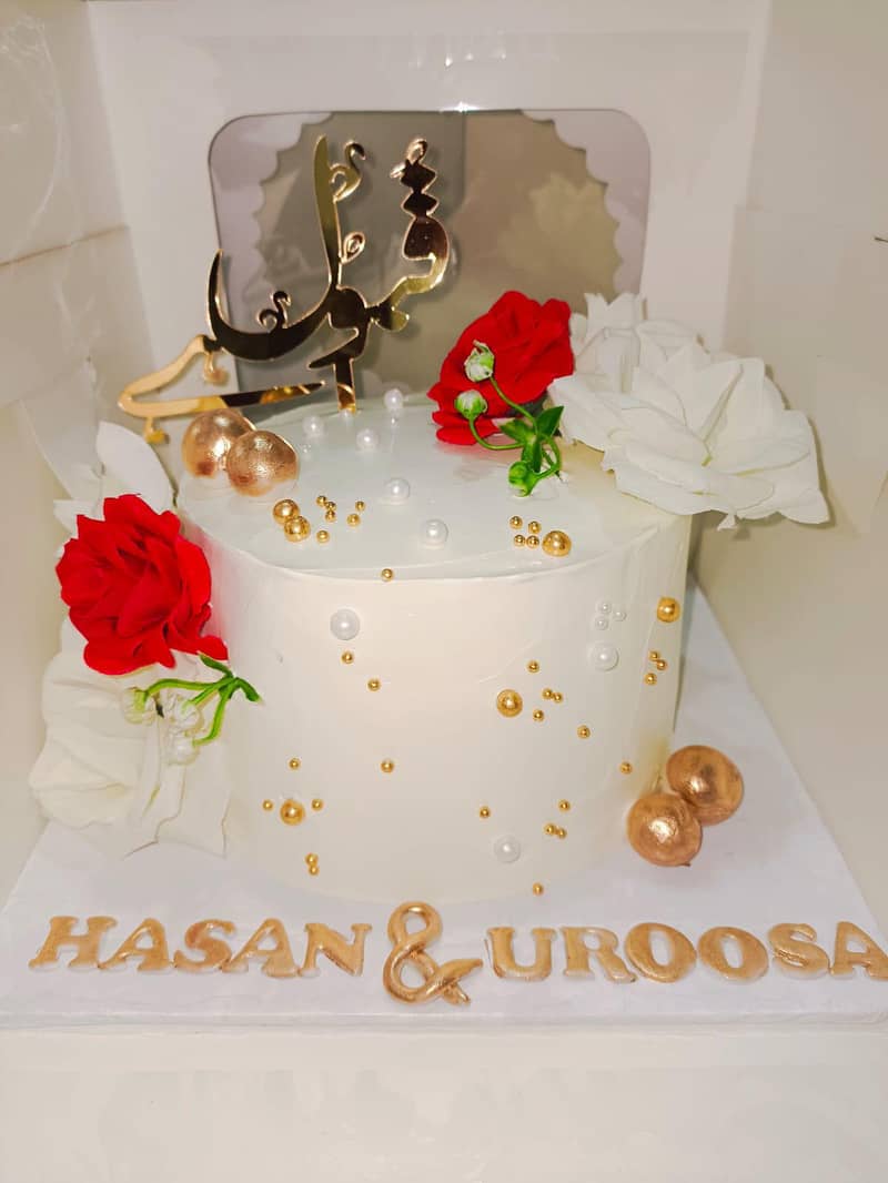 Custom Cakes 1