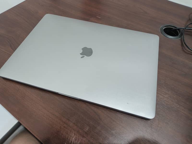 Macbook pro 2017 1